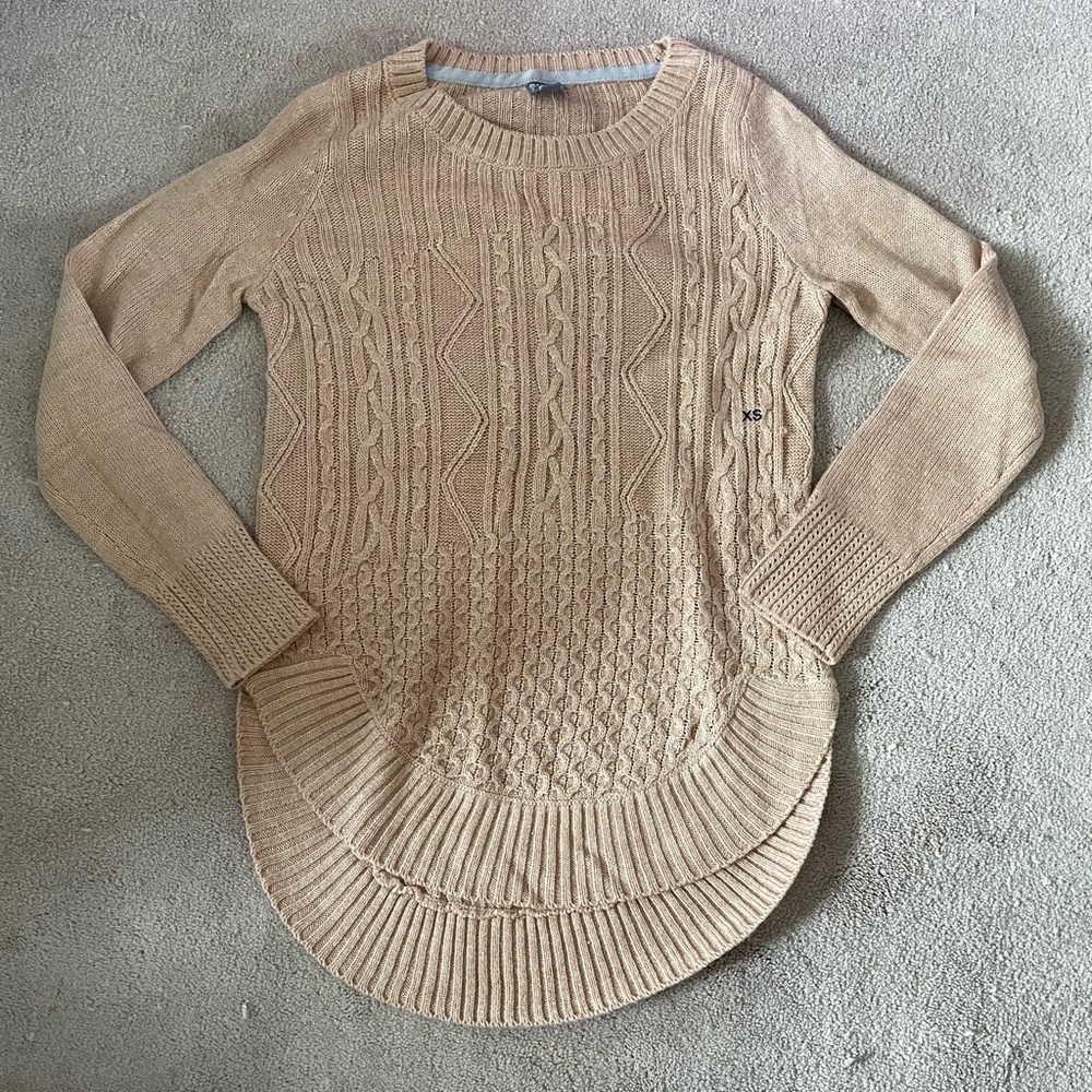 NWT New York and Company Cable Knit High / Low Sweater